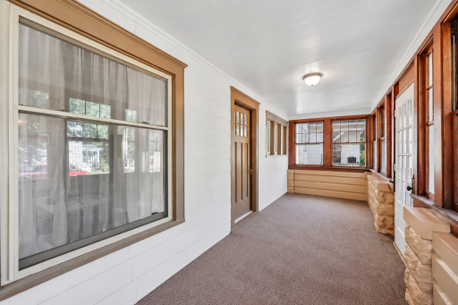 655 Simpson Street, Saint Paul, MN 55104