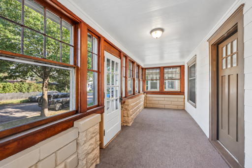 655 Simpson Street, Saint Paul, MN 55104
