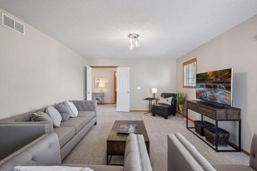 18227 68th Place N, Maple Grove, MN 55311
