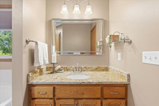 22576 Amy Lane, Rogers, MN 55374