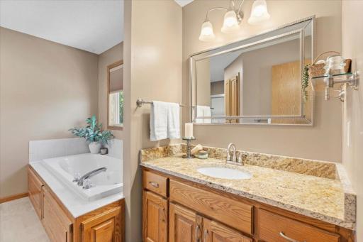22576 Amy Lane, Rogers, MN 55374