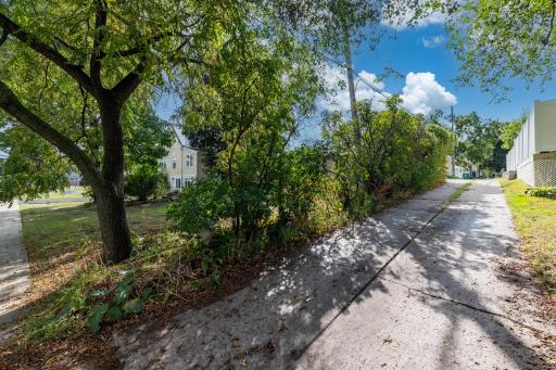6404 Minnetonka Boulevard, Saint Louis Park, MN 55426