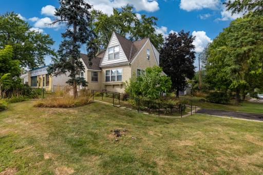 6404 Minnetonka Boulevard, Saint Louis Park, MN 55426