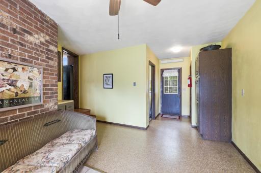 The laundry room is located in the entryway/mudroom.
