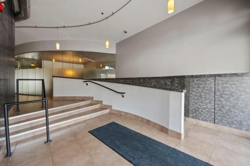 15 E Franklin Avenue, 210, Minneapolis, MN 55404