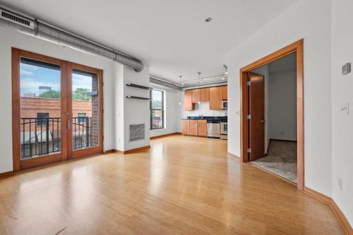 15 E Franklin Avenue, 210, Minneapolis, MN 55404