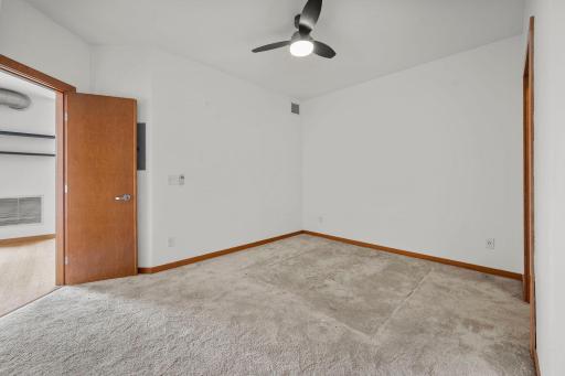 15 E Franklin Avenue, 210, Minneapolis, MN 55404