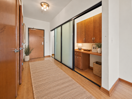 15 E Franklin Avenue, 210, Minneapolis, MN 55404