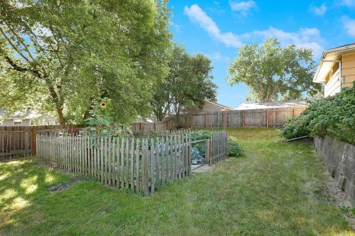 3414 Yates Avenue N, Crystal, MN 55422