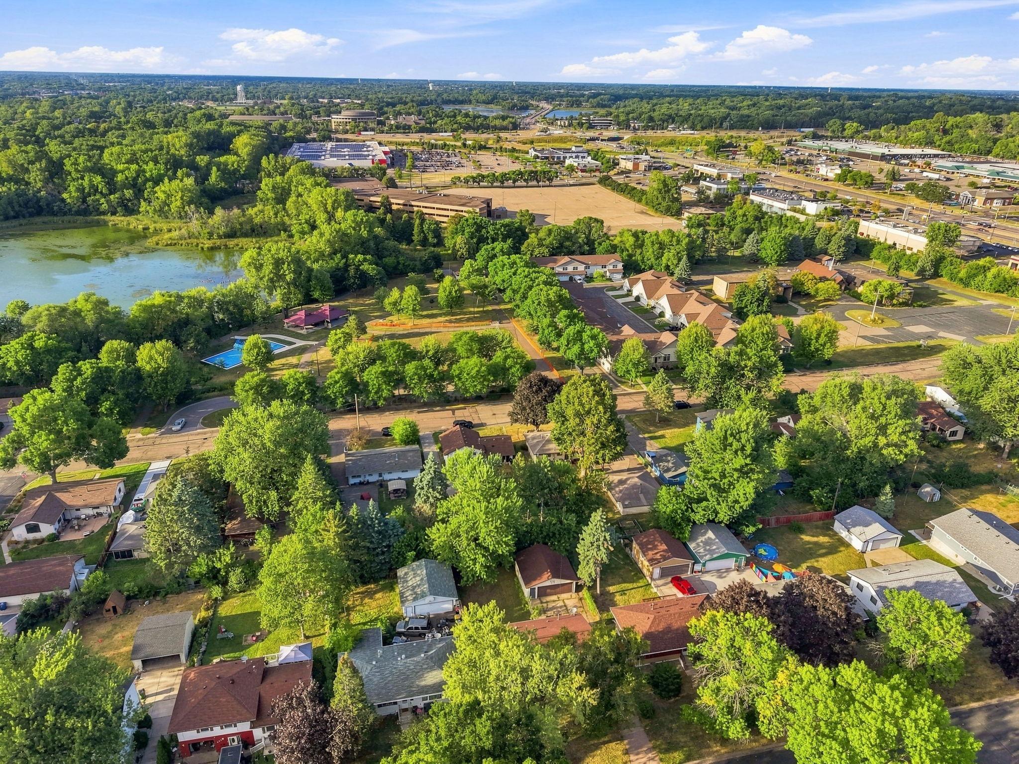 62-web-or-mls-12_Ave_NE_053.jpg