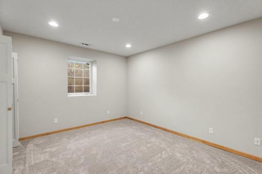 14901 Hillside Trail, Savage, MN 55378