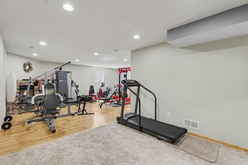 14901 Hillside Trail, Savage, MN 55378