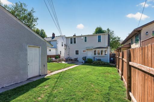 1371 Eleanor Avenue, Saint Paul, MN 55116