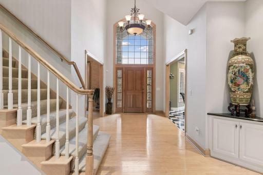 16465 Eagle Ridge Drive, Minnetonka, MN 55345