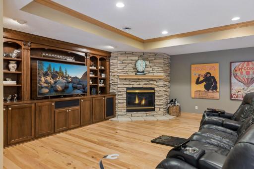 16465 Eagle Ridge Drive, Minnetonka, MN 55345