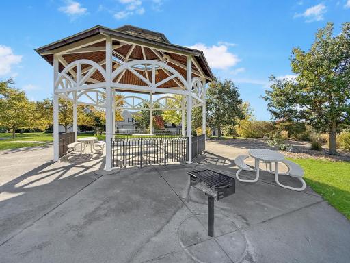 13710 54th Avenue N, 304, Plymouth, MN 55446