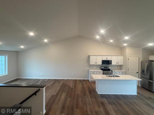 2813 Ivy Avenue NE, Saint Michael, MN 55376