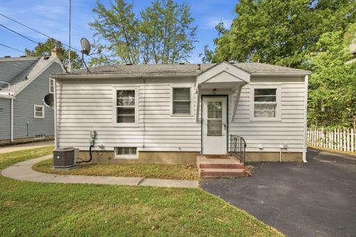 1606 10th Avenue S, Saint Cloud, MN 56301