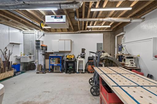 Lower level "flex" room - currently being used as shop, but easily converted to storage, workout room, etc