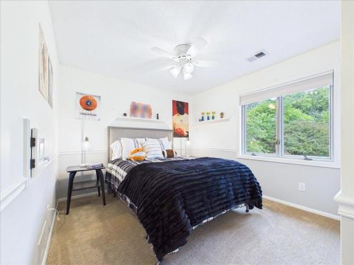 Spacious 2nd bedroom