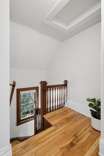 30-web-or-mls-1032_Desoto_St_Saint_Paul_MN_026.jpg
