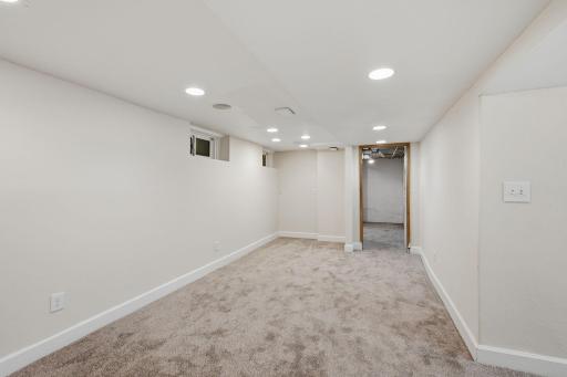 27-web-or-mls-1032_Desoto_St_Saint_Paul_MN_023.jpg