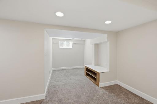 29-web-or-mls-1032_Desoto_St_Saint_Paul_MN_025.jpg