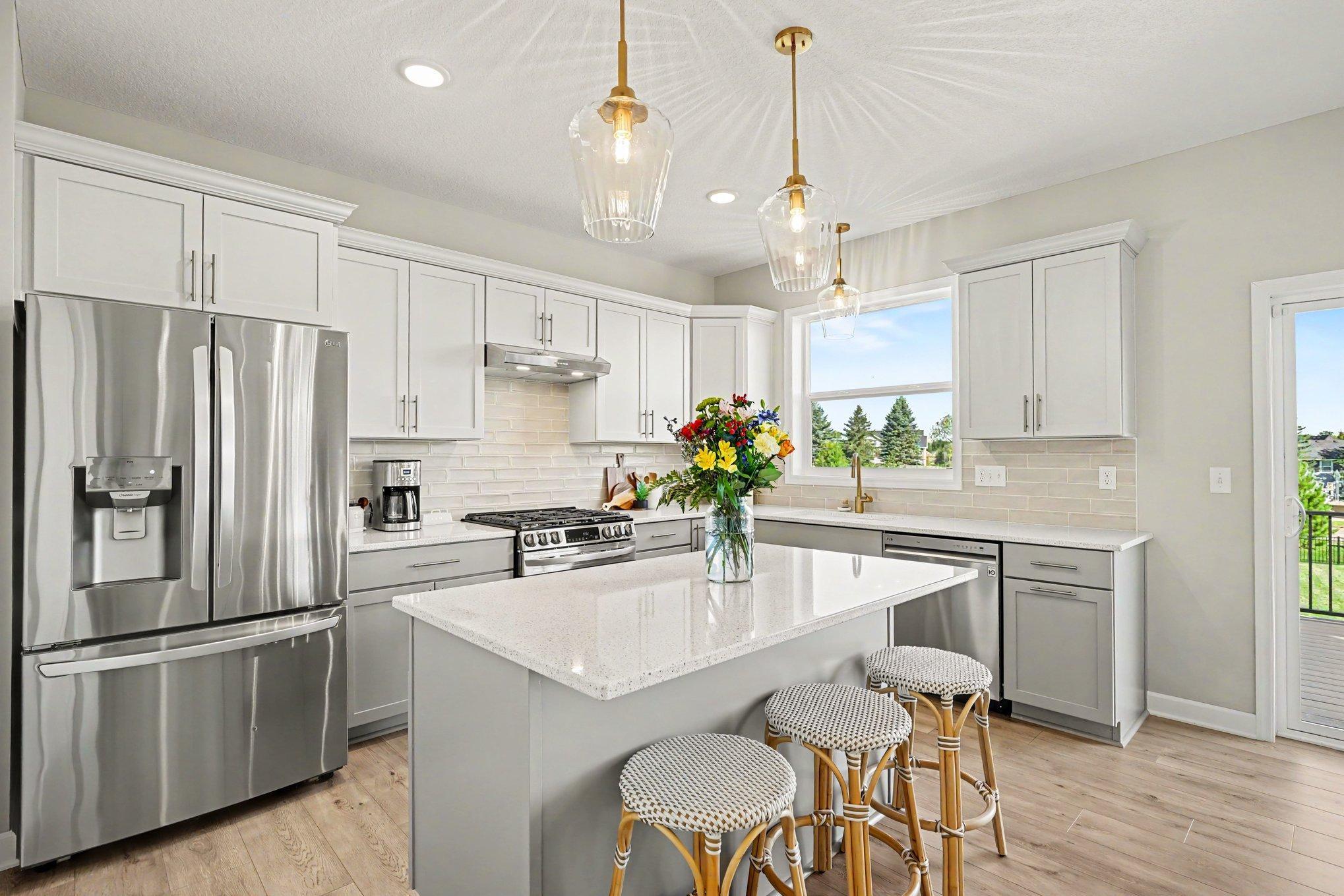 Quartz countertops & soft close cabinets are a dream