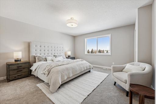 17945 Hidden Creek Trail, Lakeville, MN 55044