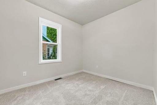 3857 44th Avenue S, Minneapolis, MN 55406