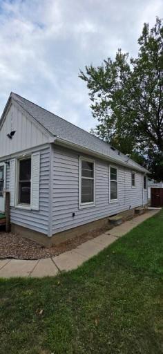 1034 Bidwell Street, Saint Paul, MN 55118
