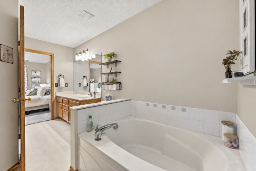 Pass through primary has relaxing soaking tub