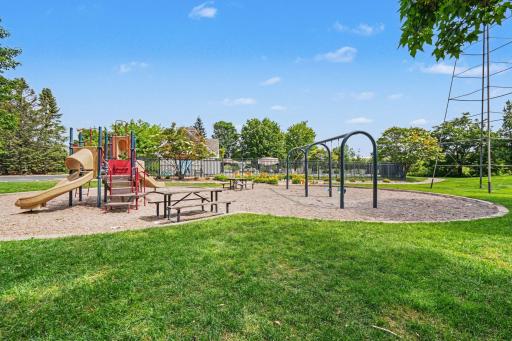 15493 June Grass Lane, Eden Prairie, MN 55347