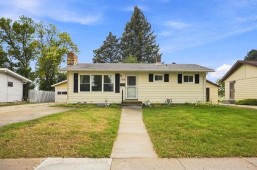 Photo for 1713 17th Street S, Fargo, ND 58103 - listing #7139311 1713 17th Street S, Fargo, ND 58103