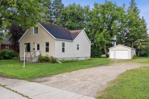 306 S 2nd Street W, Ada, MN 56510