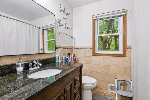 2230 Decatur Avenue N, Golden Valley, MN 55427