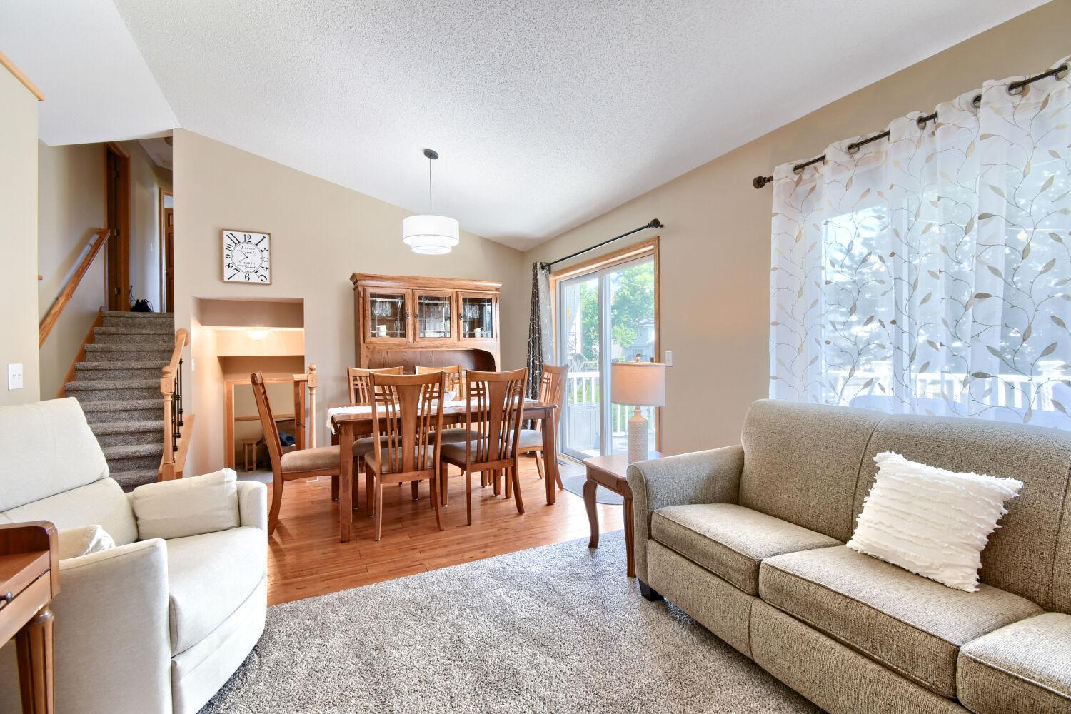 Access to oversized deck and lower patio