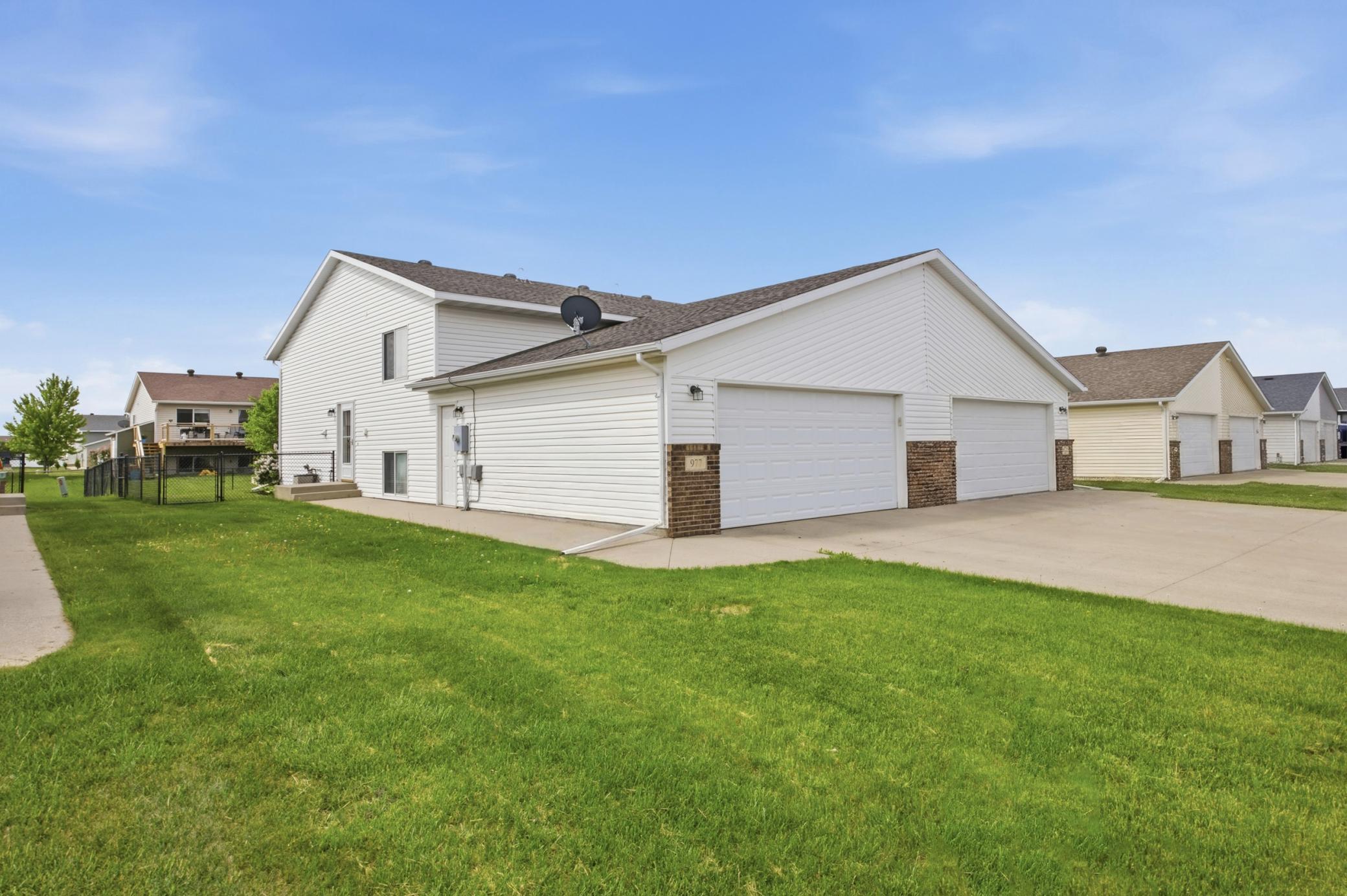 Property photo for 977 41st Avenue W, West Fargo, ND 58078