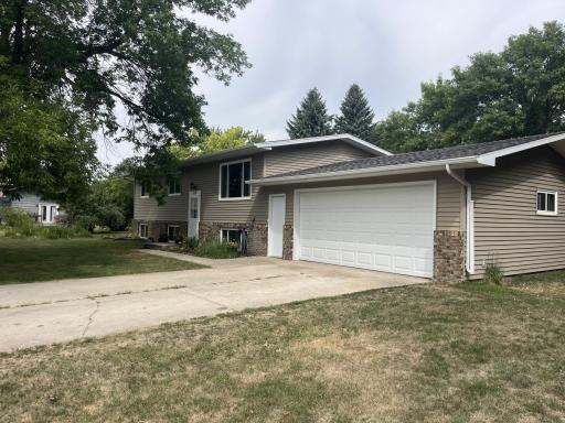 Front.Garage.Corner.jpg