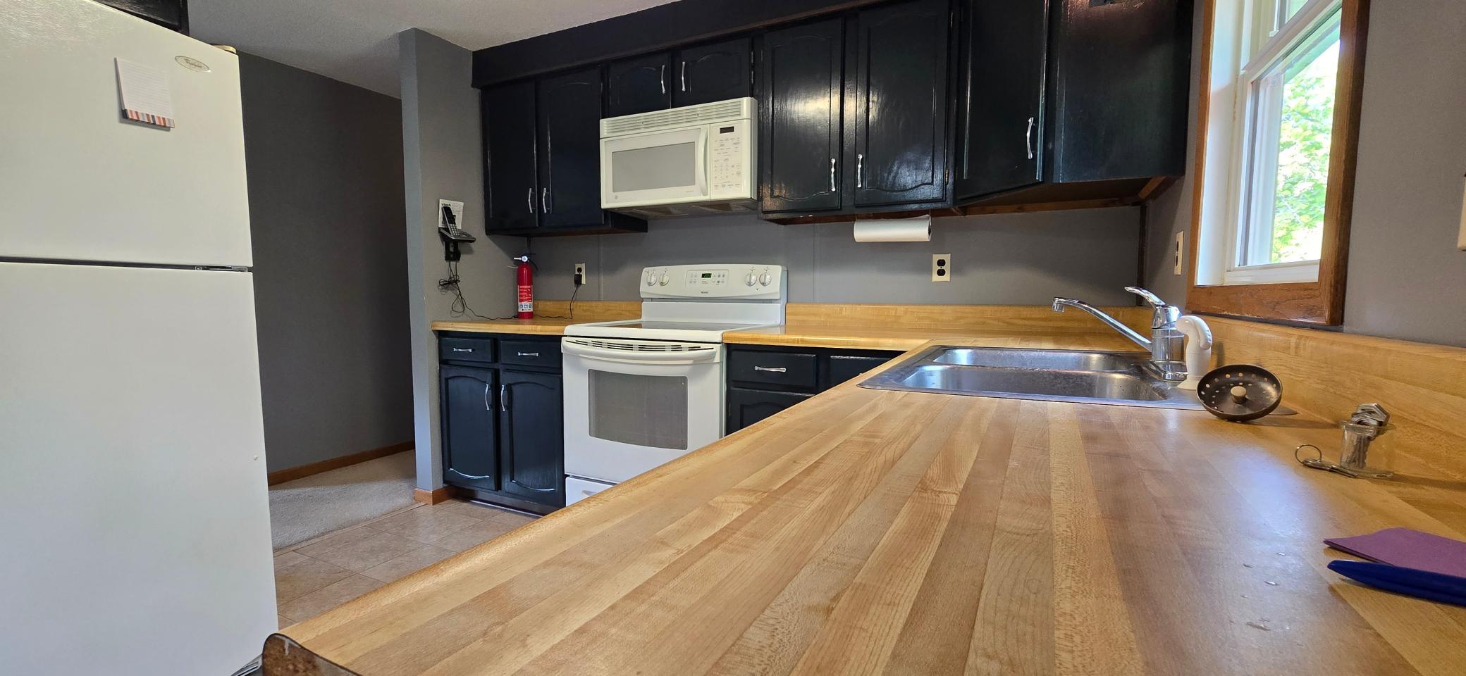 Kitchen..jpg