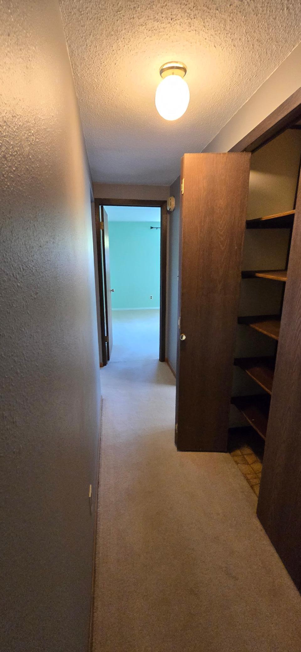 Hallway.jpg