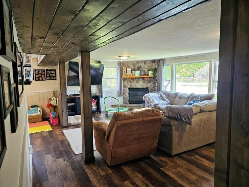 1413 W Alcott Avenue, Fergus Falls, MN 56537