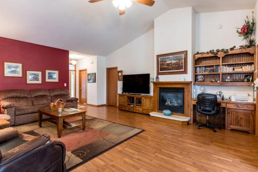 300 Ashley Court, Alexandria, MN 56308