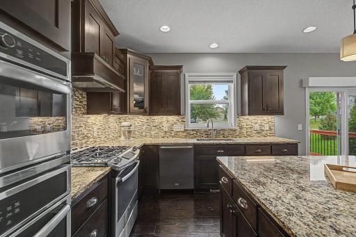 16535 Eventide Way, Lakeville, MN 55044