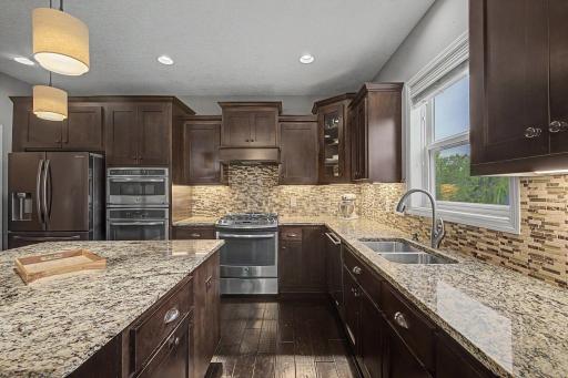 16535 Eventide Way, Lakeville, MN 55044