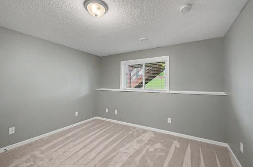 16535 Eventide Way, Lakeville, MN 55044