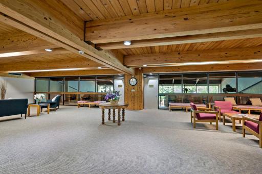 12600 Parkwood Drive, 316, Burnsville, MN 55337