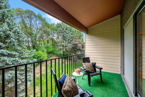 12600 Parkwood Drive, 316, Burnsville, MN 55337