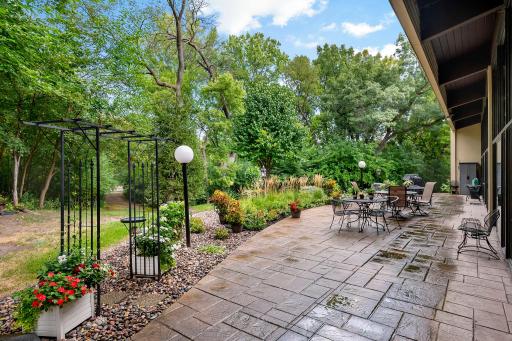 12600 Parkwood Drive, 316, Burnsville, MN 55337
