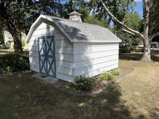 Shed